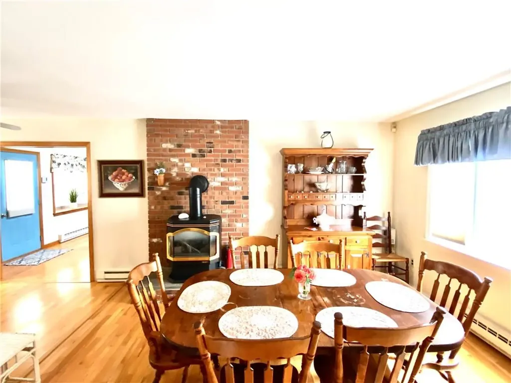 2 Sundale Way Charlestown RI 02813