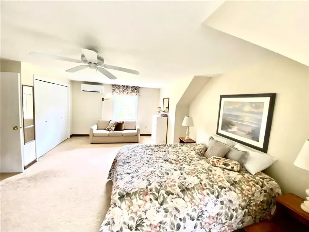 2 Sundale Way Charlestown RI 02813