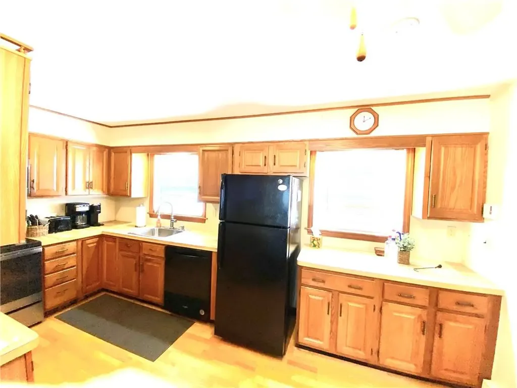 2 Sundale Way Charlestown RI 02813