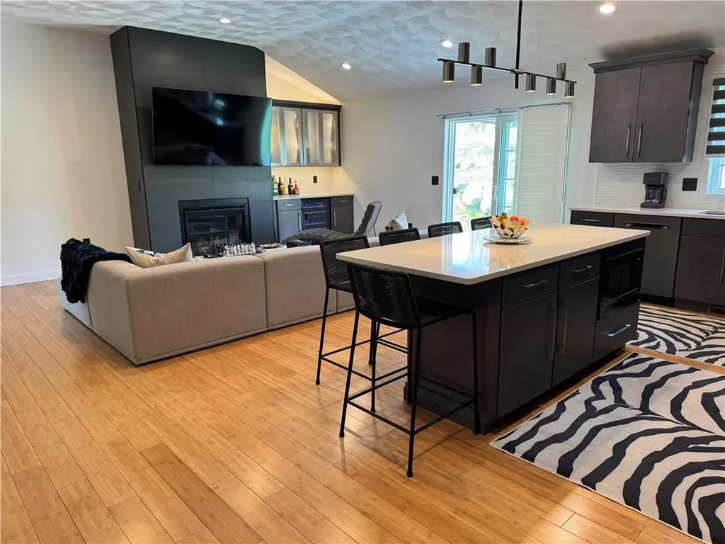 48 Abatecola Way Johnston RI 02919