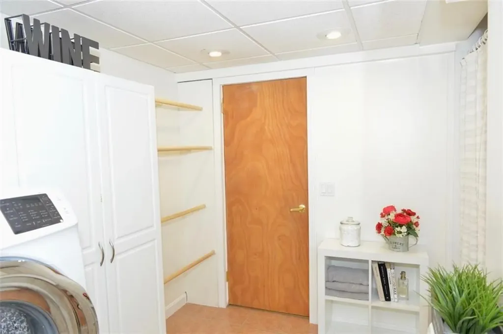 110 Deerfield Drive West Warwick RI 02893