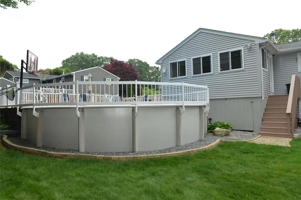 110 Deerfield Drive West Warwick RI 02893