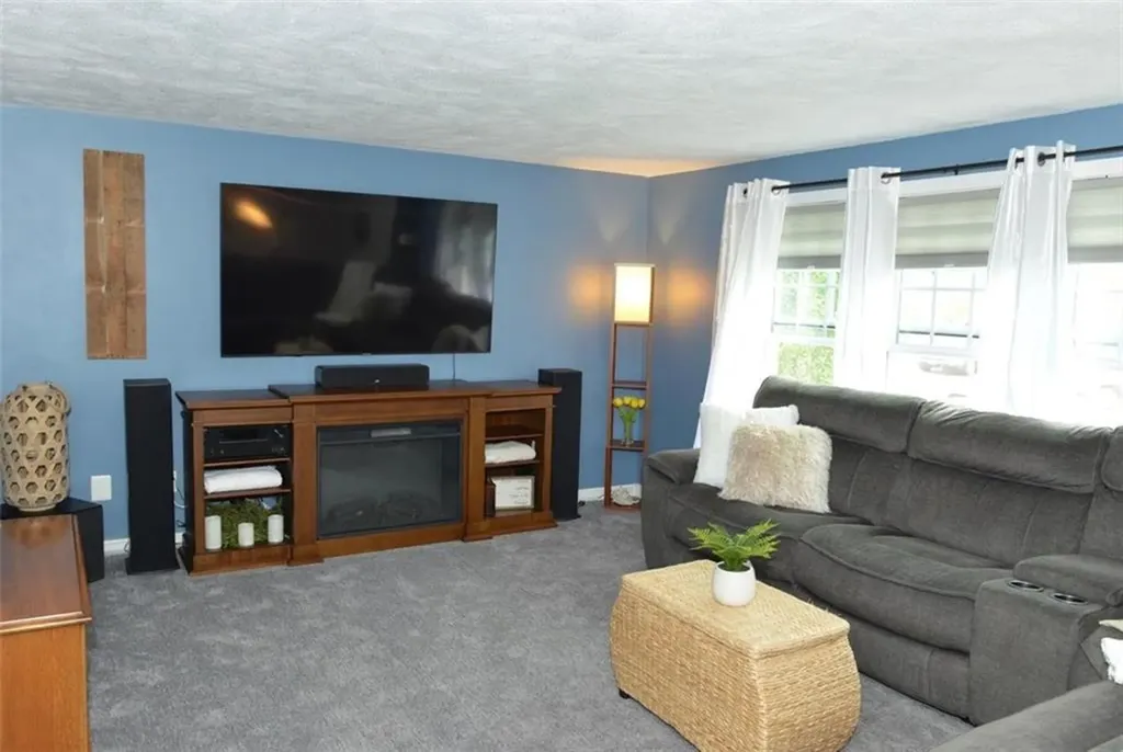 110 Deerfield Drive West Warwick RI 02893