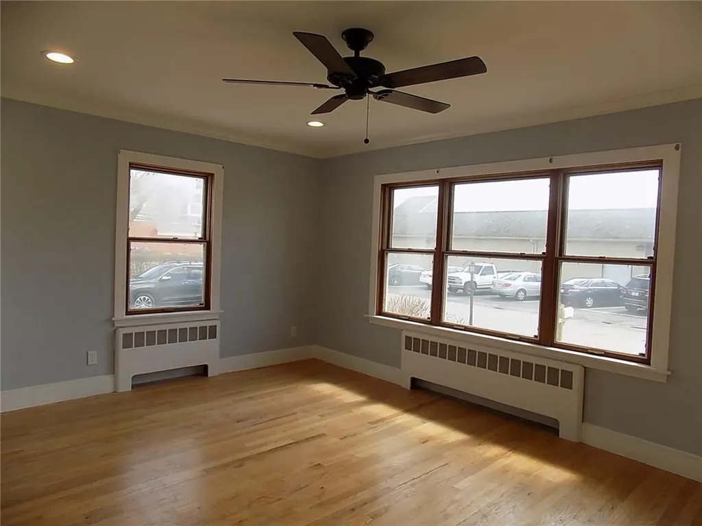 8 Gladding Street Bristol RI 02809