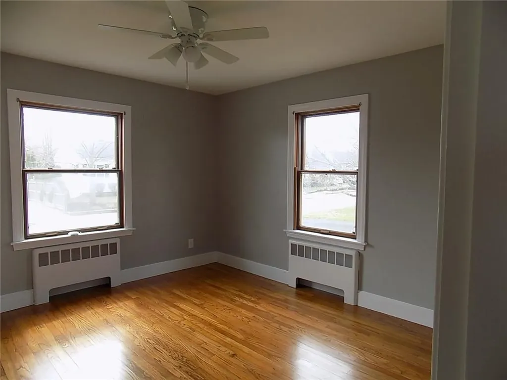 8 Gladding Street Bristol RI 02809