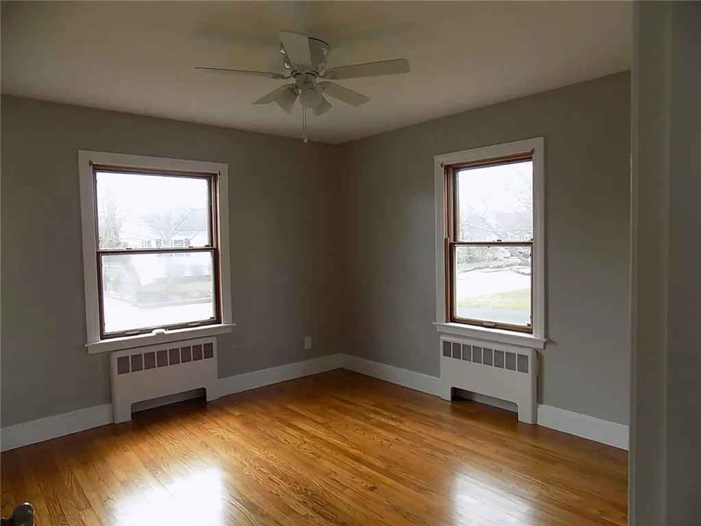 8 Gladding Street Bristol RI 02809