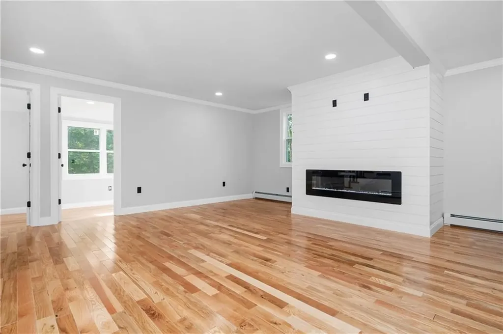 5 Shippee Schoolhouse Road Foster RI 02825