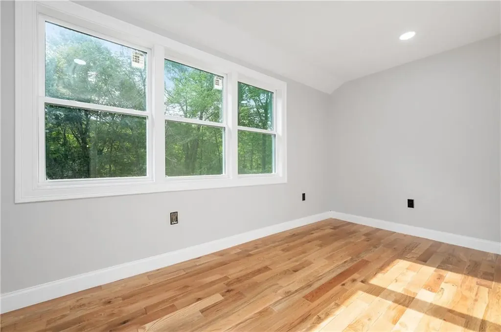 5 Shippee Schoolhouse Road Foster RI 02825
