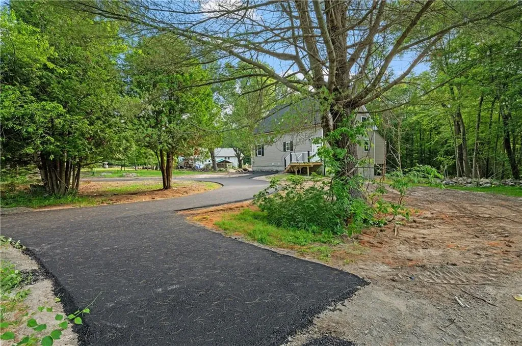 5 Shippee Schoolhouse Road Foster RI 02825