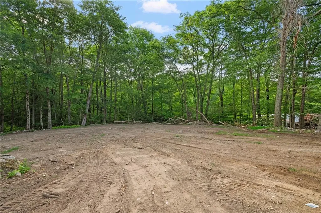 5 Shippee Schoolhouse Road Foster RI 02825