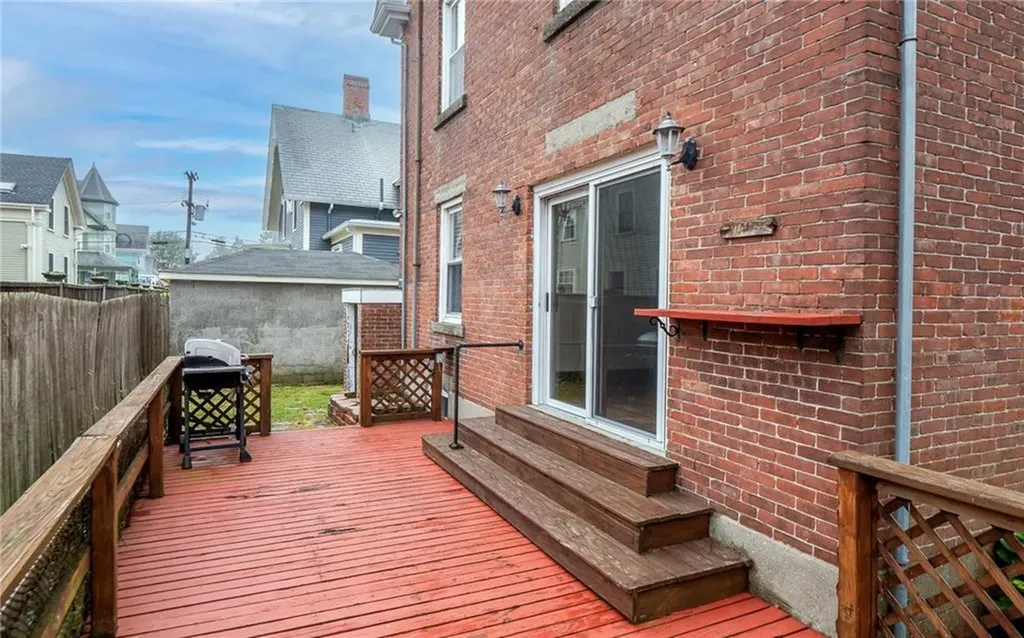 3 Bush Street Newport RI 02840