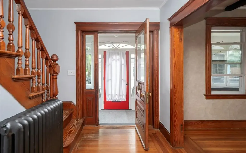 3 Bush Street Newport RI 02840