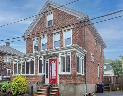 3 Bush Street Newport RI 02840