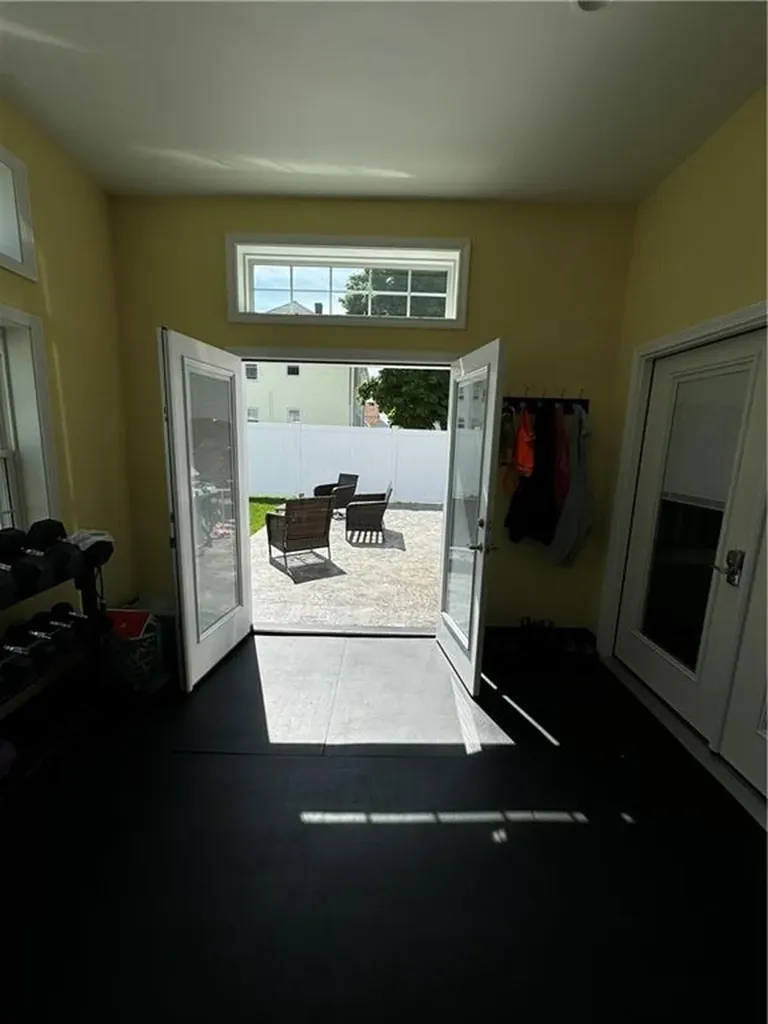 605 607 Armistice Boulevard Pawtucket RI 02861