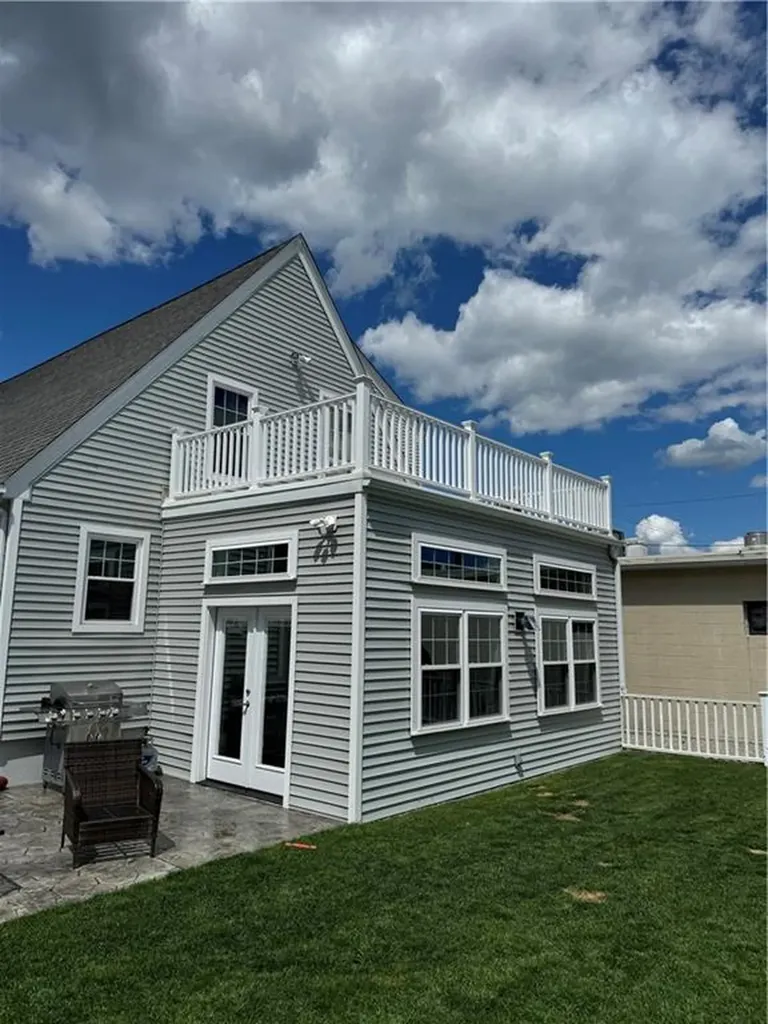 605 607 Armistice Boulevard Pawtucket RI 02861