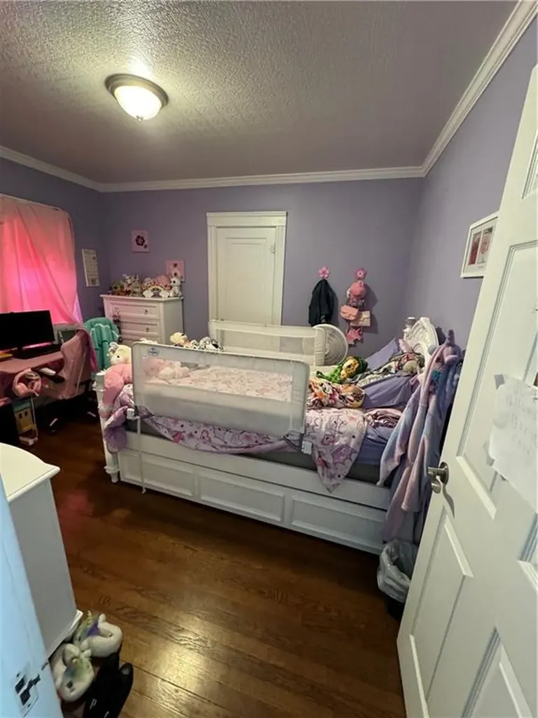 605 607 Armistice Boulevard Pawtucket RI 02861