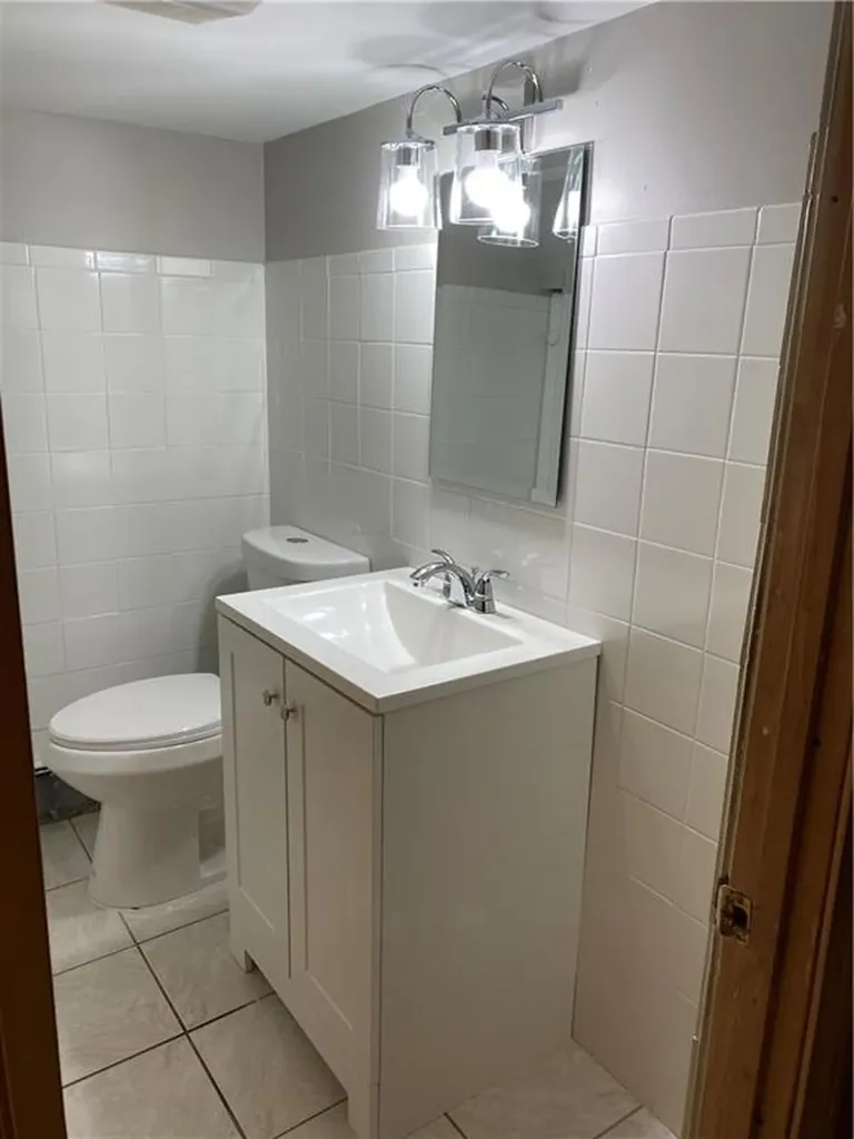 46 Farm Street Providence RI 02908