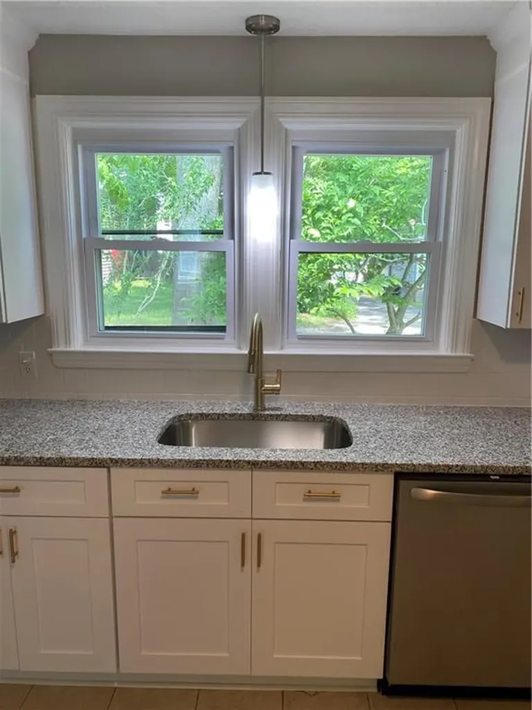 46 Farm Street Providence RI 02908