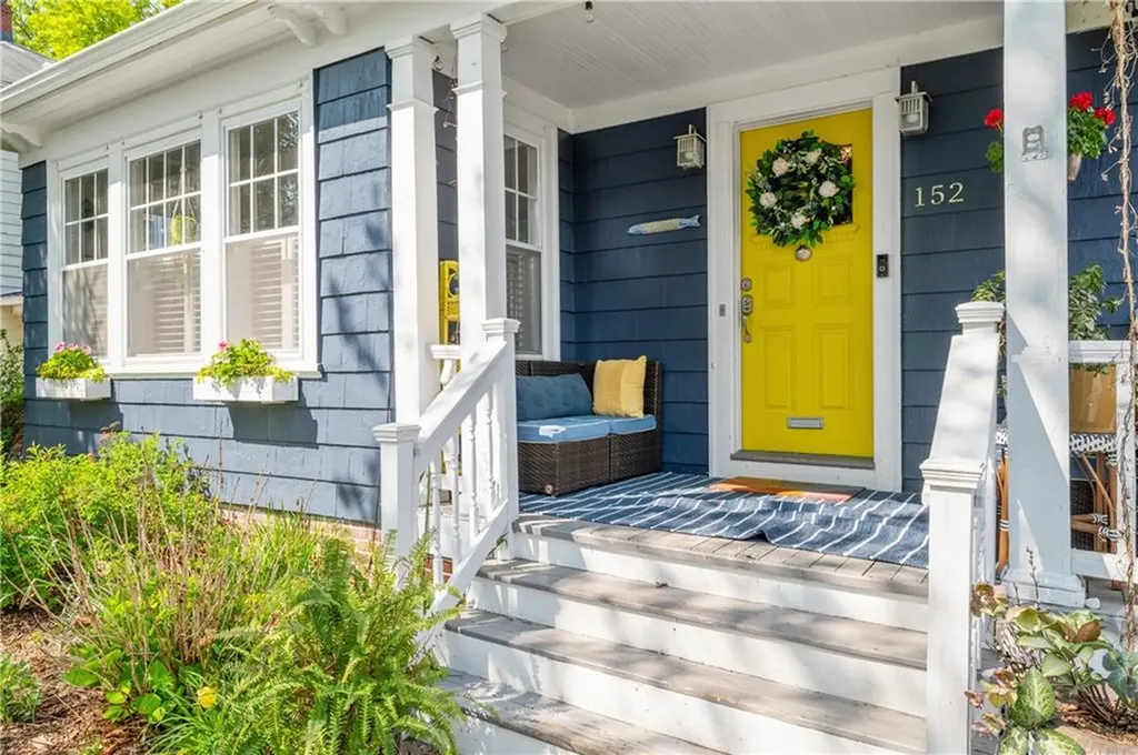 152 Modena Avenue Providence RI 02908