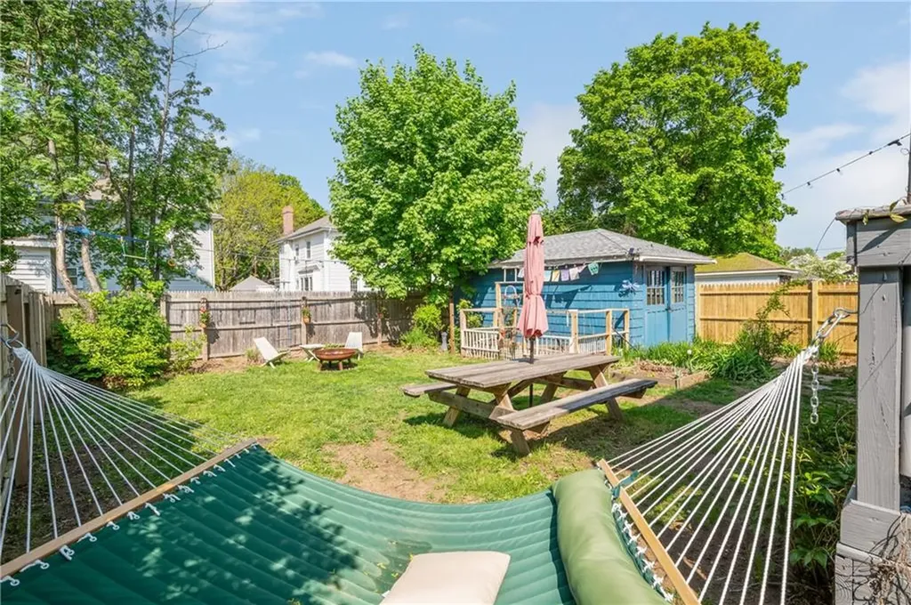 152 Modena Avenue Providence RI 02908