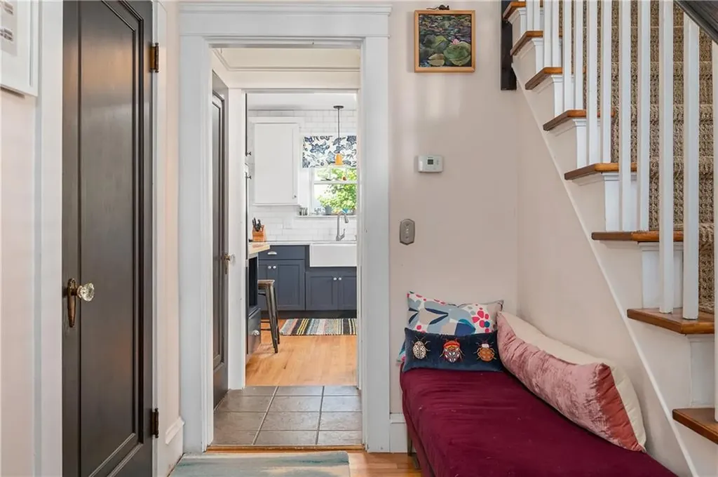 152 Modena Avenue Providence RI 02908