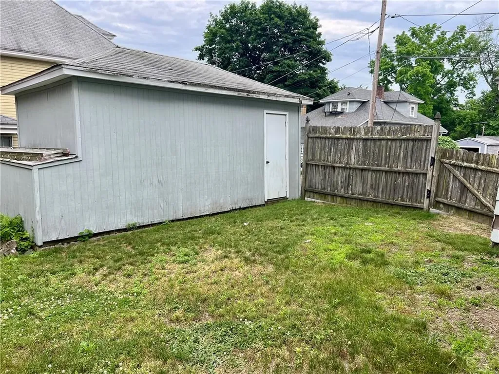 56 Asylum Street Woonsocket RI 02895