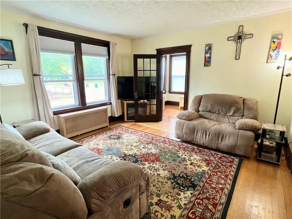 56 Asylum Street Woonsocket RI 02895