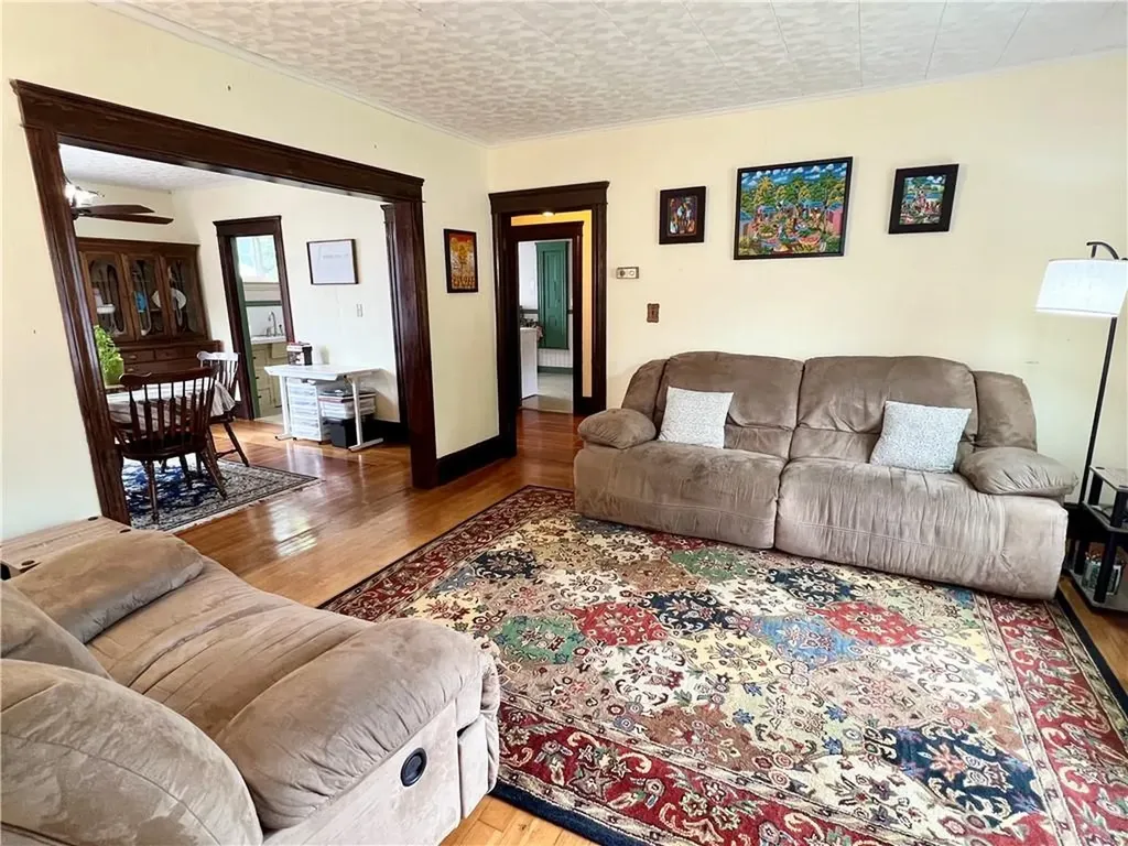 56 Asylum Street Woonsocket RI 02895