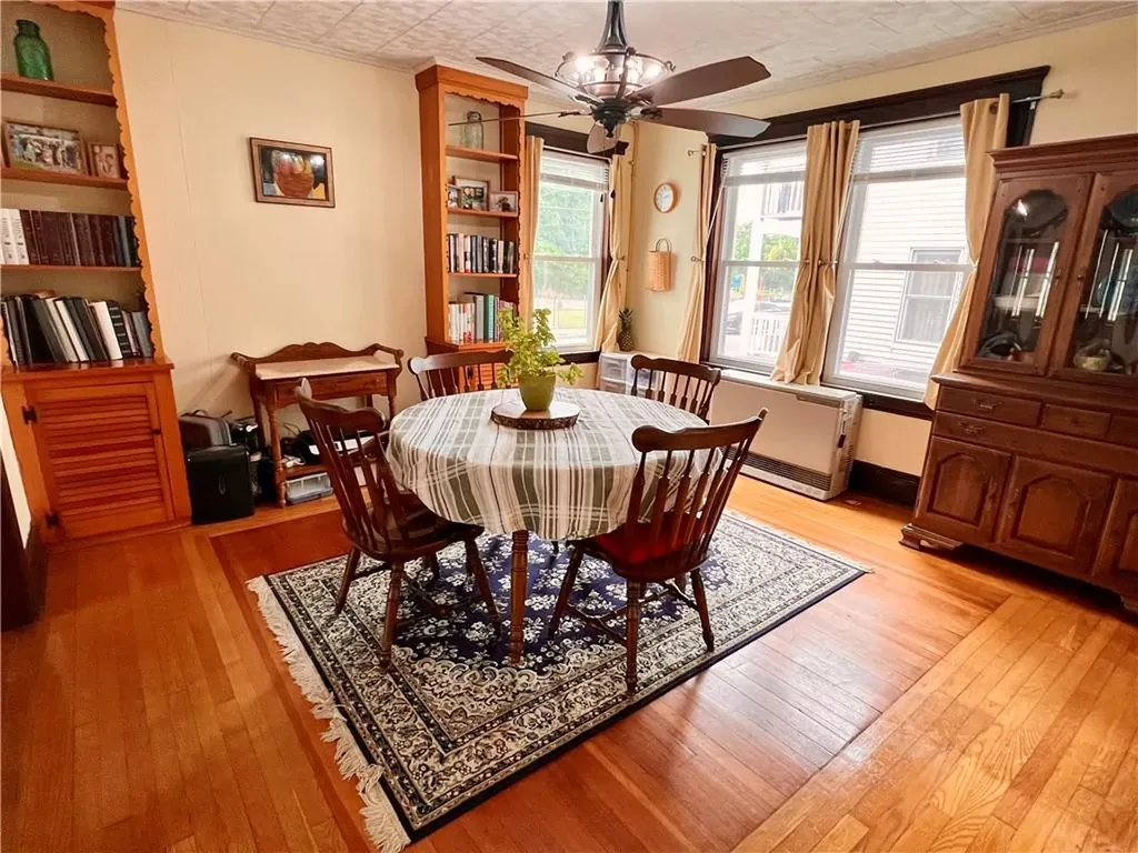 56 Asylum Street Woonsocket RI 02895