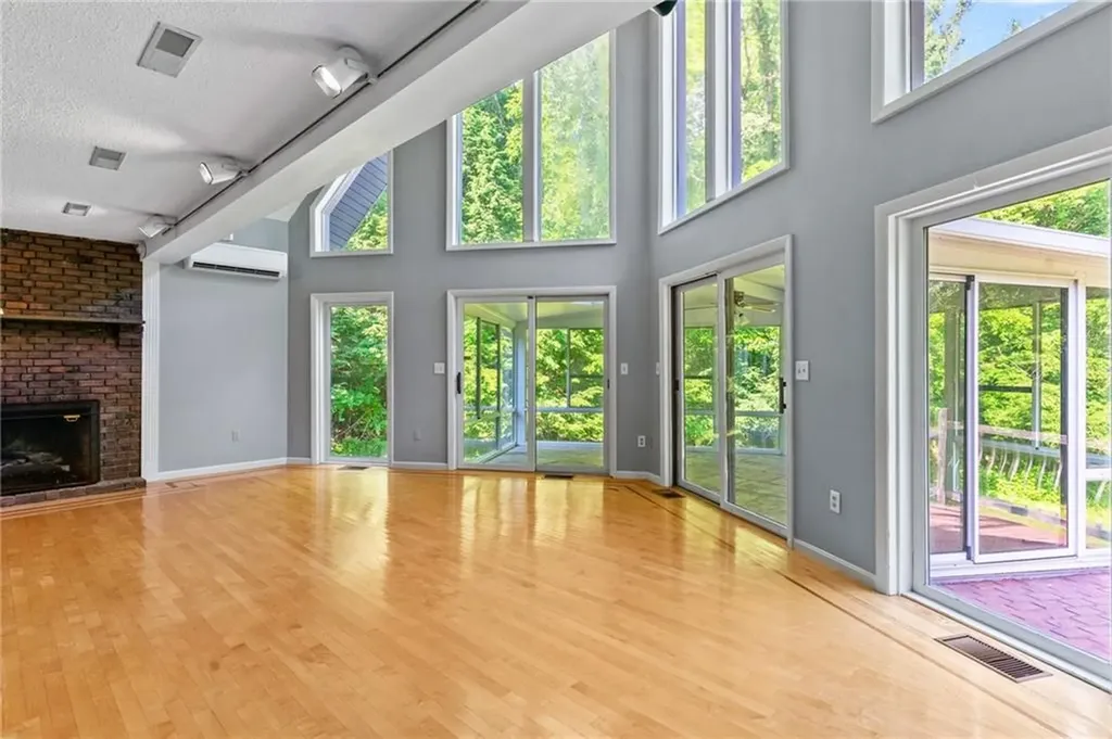 24 Tallyho Road Cumberland RI 02864