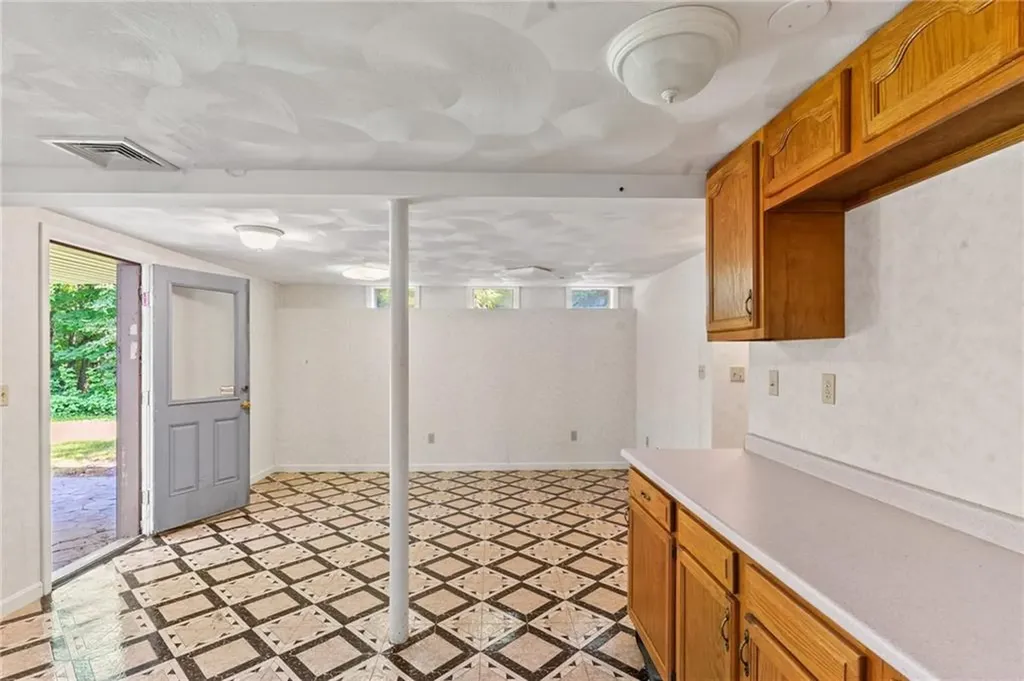 24 Tallyho Road Cumberland RI 02864