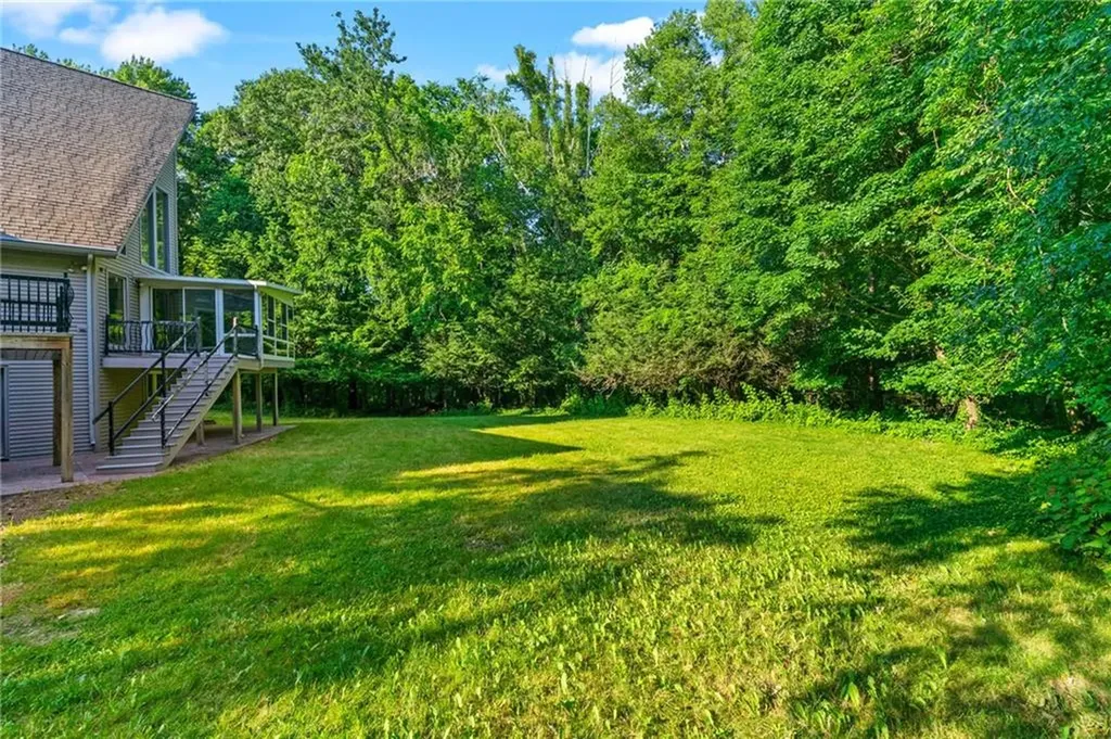 24 Tallyho Road Cumberland RI 02864