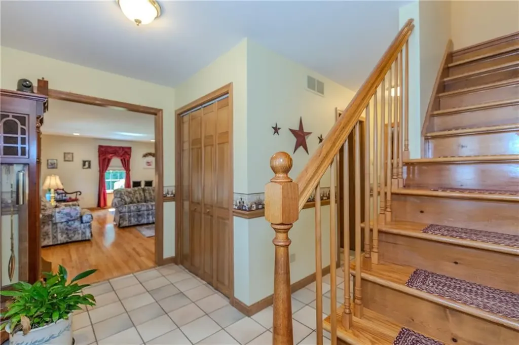 46 South Eagle Nest Drive Lincoln RI 02865