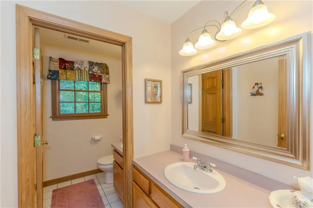 46 South Eagle Nest Drive Lincoln RI 02865