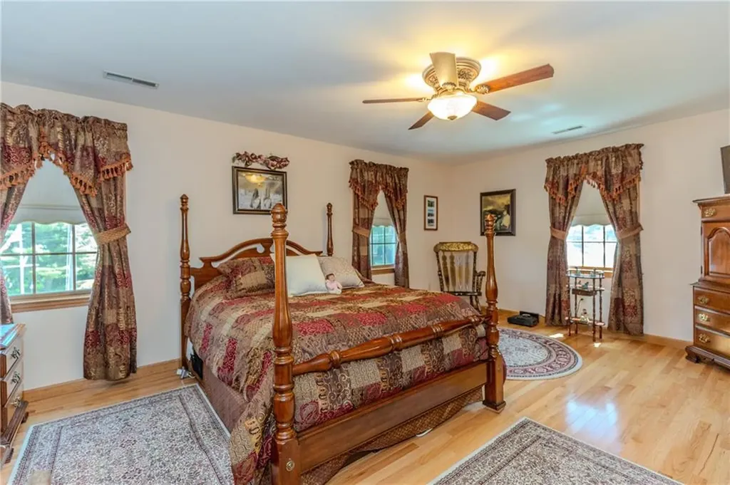 46 South Eagle Nest Drive Lincoln RI 02865