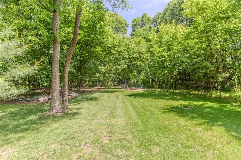 46 South Eagle Nest Drive Lincoln RI 02865