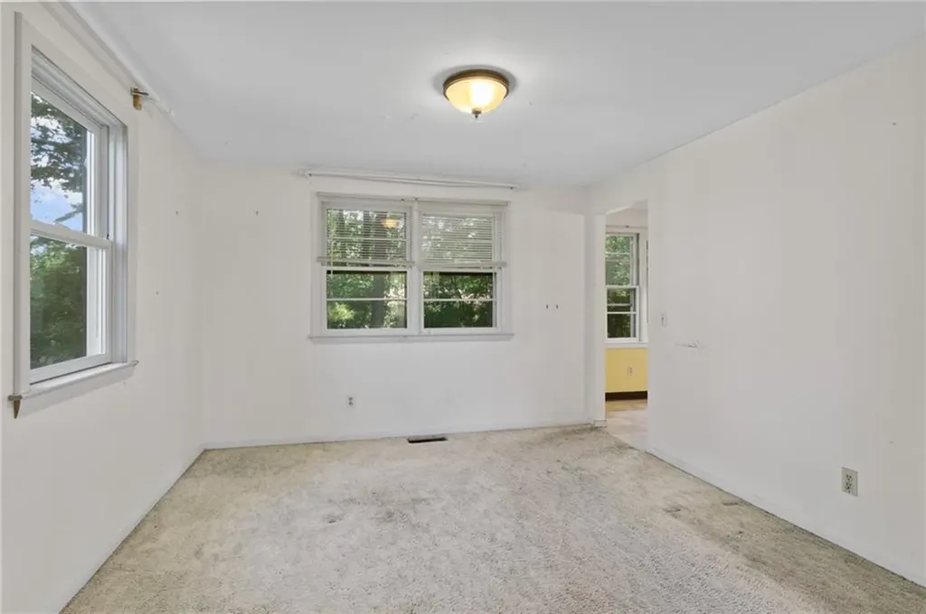 77 Wood Cove Drive Coventry RI 02816
