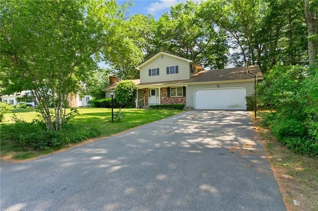77 Wood Cove Drive Coventry RI 02816