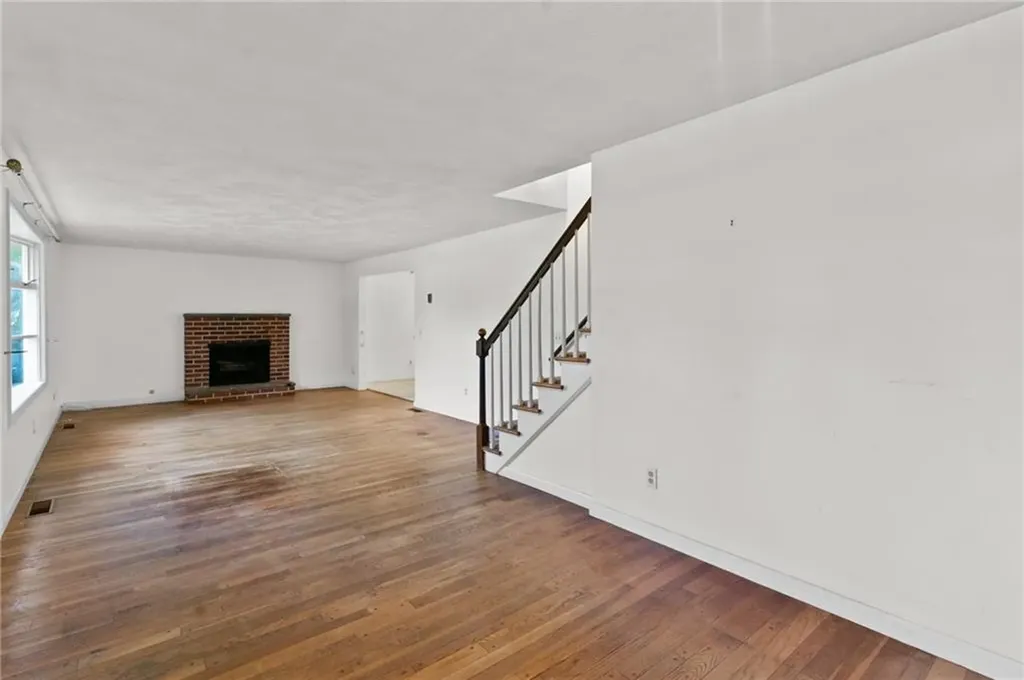 77 Wood Cove Drive Coventry RI 02816
