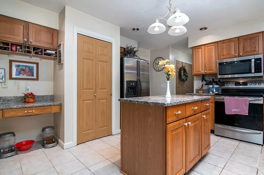 790 Kings Factory Road Charlestown RI 02813