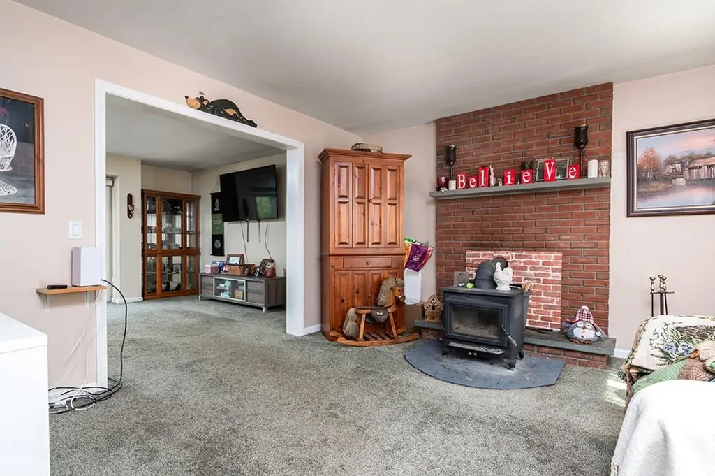 790 Kings Factory Road Charlestown RI 02813