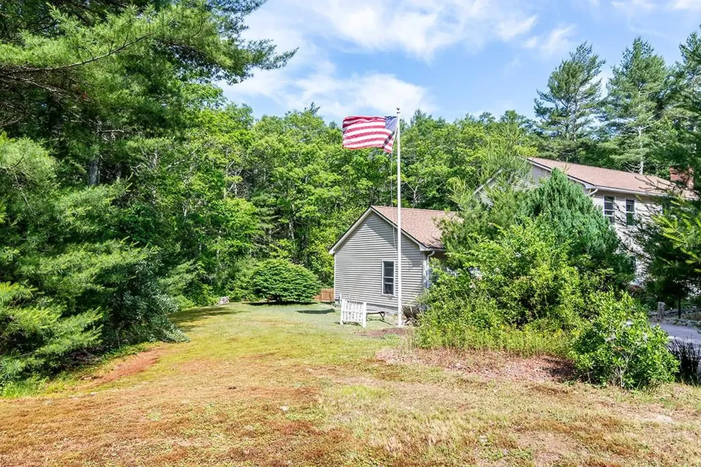 790 Kings Factory Road Charlestown RI 02813