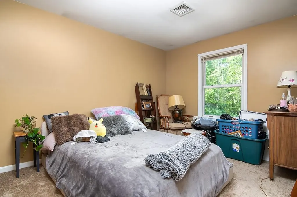 790 Kings Factory Road Charlestown RI 02813