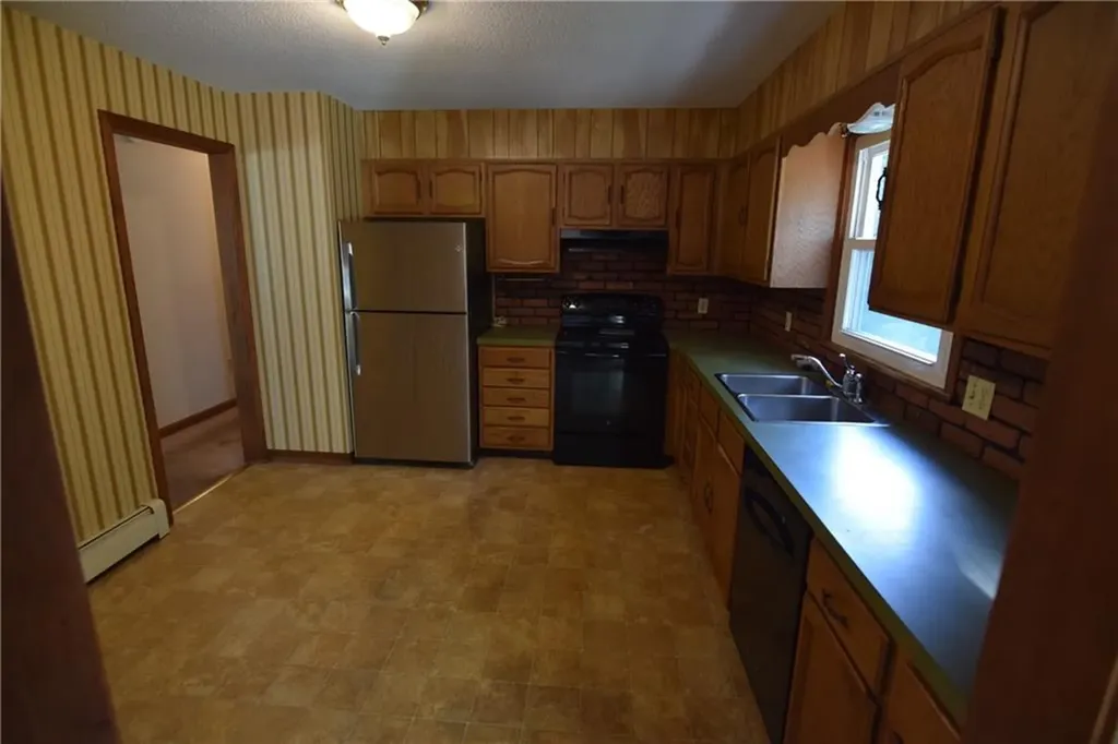 24 Wildflower Drive Westerly RI 02891