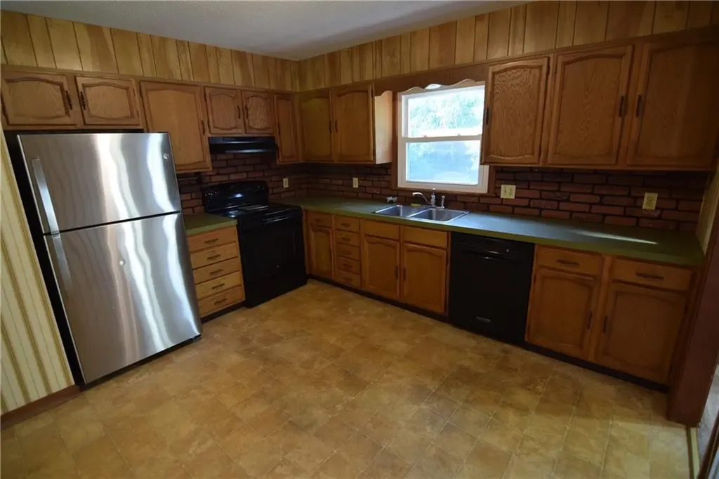 24 Wildflower Drive Westerly RI 02891