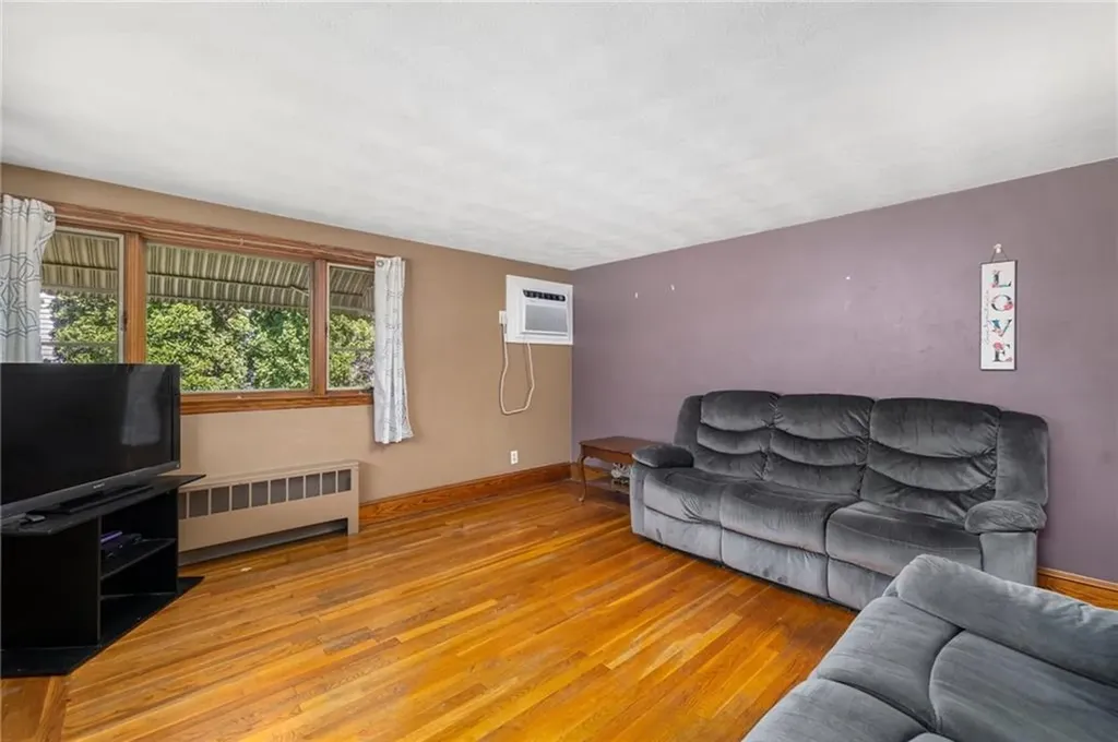 6 Belmont Terrace Cumberland RI 02864