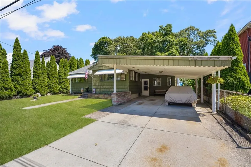 6 Belmont Terrace Cumberland RI 02864