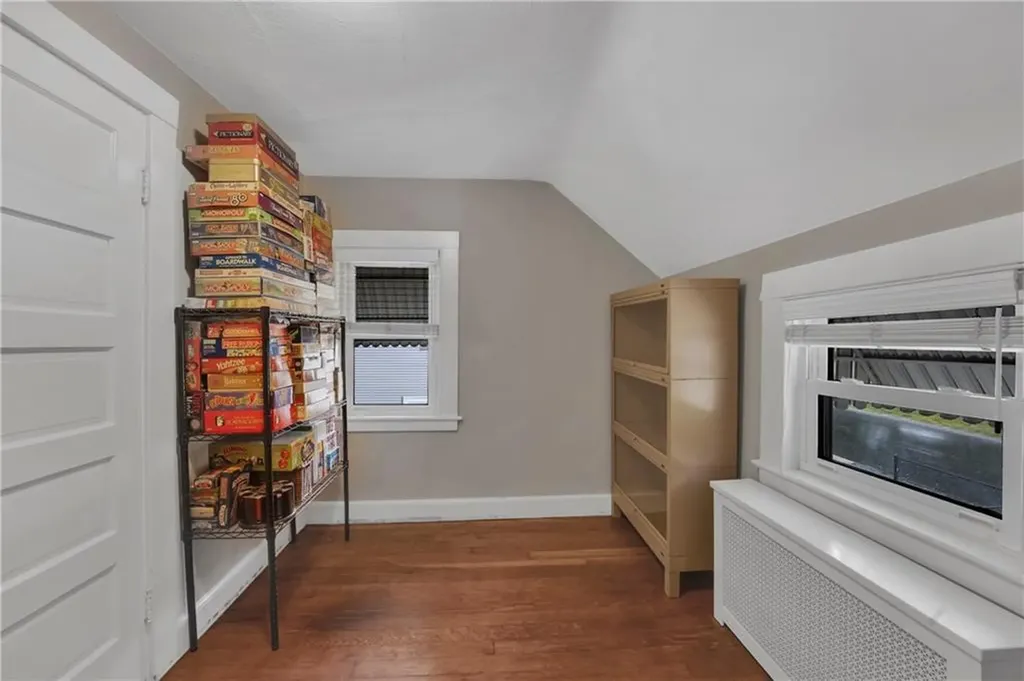 609 6th Avenue Woonsocket RI 02895
