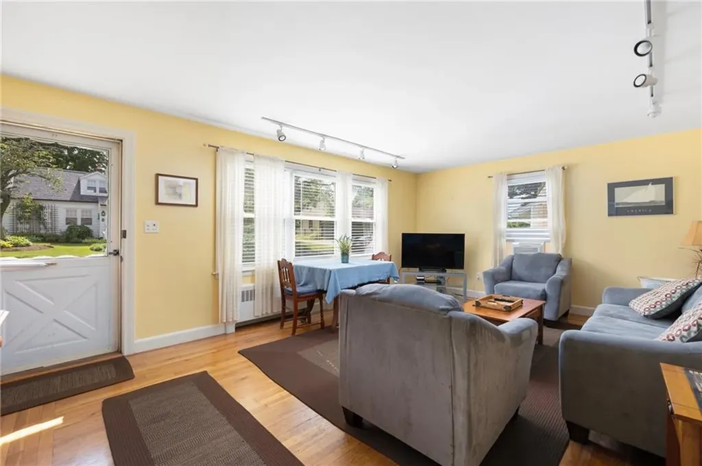 7 Odonnell Road Middletown RI 02842
