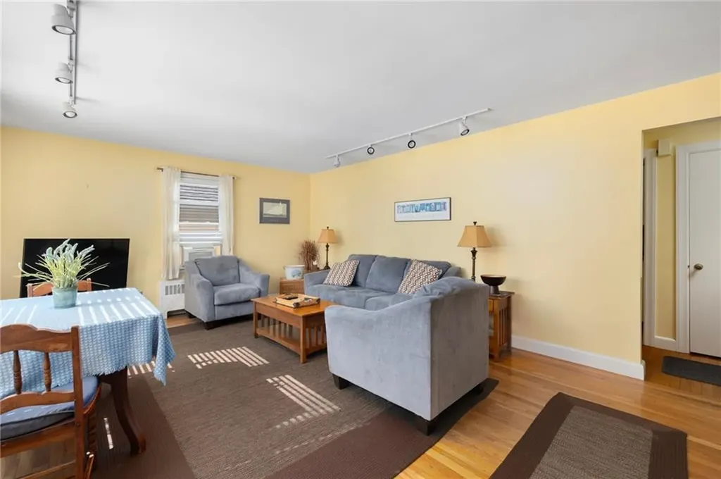 7 Odonnell Road Middletown RI 02842
